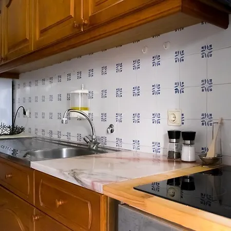 Camoes 527 Apartment *